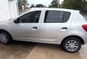 Autos - Renault Sandero 2020 Nafta 95000Km - En Venta