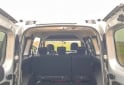 Utilitarios - Renault Kangoo Sce 2023 Nafta 85000Km - En Venta