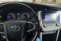 Camionetas - Toyota Innova srv 2020 Nafta 113000Km - En Venta