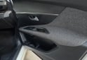Autos - Peugeot 3008 2019 Nafta 93000Km - En Venta
