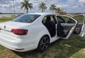 Autos - Volkswagen Vento 2017 Nafta 141000Km - En Venta