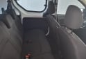 Utilitarios - Renault Kangoo Express 2024 Diesel 70000Km - En Venta