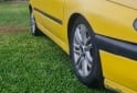 Autos - Renault Laguna 1998 Nafta 245000Km - En Venta