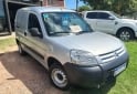 Utilitarios - Citroen Berlingo furgón bussines 2017 GNC 145000Km - En Venta