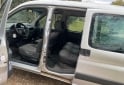 Utilitarios - Peugeot Partner 2011 Nafta 250000Km - En Venta