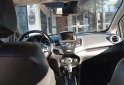 Autos - Ford Fiesta Titanium 2015 Nafta 110000Km - En Venta