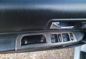 Autos - Volkswagen Golf 2004 Nafta 187000Km - En Venta