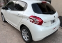 Autos - Peugeot 208 2014 Nafta 80000Km - En Venta