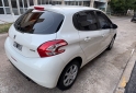 Autos - Peugeot 208 2014 Nafta 80000Km - En Venta