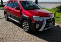 Autos - Toyota etios cross 2015 Nafta 140000Km - En Venta