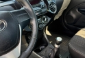 Autos - Toyota etios cross 2015 Nafta 140000Km - En Venta