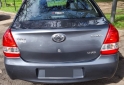 Autos - Toyota Etios 2015 Nafta 76000Km - En Venta