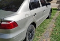 Autos - Volkswagen Voyage 2013 GNC 330000Km - En Venta