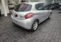 Autos - Peugeot 208 ALLURE TOUCH 2015 Nafta 100000Km - En Venta