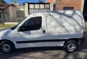 Utilitarios - Peugeot Partner 2016 Diesel 135000Km - En Venta
