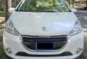 Autos - Peugeot 208 Allure Touch Screen 2015 Nafta 90000Km - En Venta