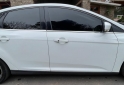 Autos - Ford Focus Titanium 2014 Nafta 146000Km - En Venta