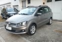 Autos - Volkswagen SURAN VOYAGE FOX 2017 Nafta 100000Km - En Venta