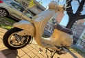 Motos - Piaggio Vespa VXL 150 Elegante 2019 Nafta 15587Km - En Venta