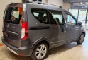 Utilitarios - Renault Kangoo stepway 2022 Nafta 96000Km - En Venta