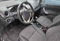 Autos - Ford FIESTA KINETIC TITANIUM 2012 Nafta 77000Km - En Venta