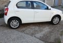 Autos - Toyota Etios xls 2014 Nafta 92000Km - En Venta