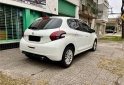 Autos - Peugeot 208 2017 Nafta 130000Km - En Venta