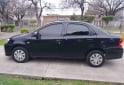Autos - Toyota Etios 2017 Nafta 172000Km - En Venta