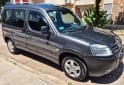 Utilitarios - Peugeot Partner 1ra mano permuto 2014 Nafta 140000Km - En Venta