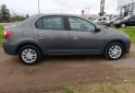 Autos - Renault Logan 2016 GNC 140000Km - En Venta