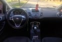 Autos - Ford Fiesta Kinect SE Plus. 2015 Nafta 130000Km - En Venta