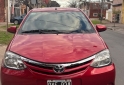 Autos - Toyota Etios 2015 Nafta 139000Km - En Venta