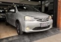 Autos - Toyota Etios 2017 Nafta 90000Km - En Venta