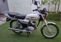 Motos - Suzuki AX100 2022 Nafta 5700Km - En Venta