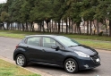 Autos - Peugeot 208 2014 Nafta 122000Km - En Venta