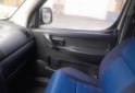 Utilitarios - Peugeot Partner 1.9 D furgon 2004 Diesel 240000Km - En Venta
