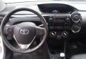 Autos - Toyota ETIOS XLS 4P MT 2015 Nafta 151000Km - En Venta