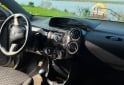 Autos - Toyota Etios 2014 Nafta 145000Km - En Venta