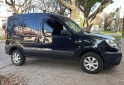 Utilitarios - Renault Kangoo 2013 Nafta 197000Km - En Venta