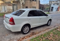 Autos - Toyota XLS 1.5 2018 Nafta 100000Km - En Venta