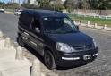 Utilitarios - Peugeot PARTNER CONFORT NAFTA 2011 Nafta 200000Km - En Venta