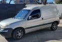 Utilitarios - Peugeot Parthner 1.6 HDI 2011 Diesel 272150Km - En Venta