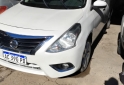 Autos - Nissan versa pure drive f2 2018 GNC 80000Km - En Venta