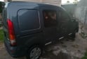 Utilitarios - Renault Kangoo 5 asientos 2013 GNC 185000Km - En Venta