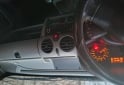 Utilitarios - Renault Kangoo 5 asientos 2013 GNC 185000Km - En Venta