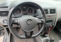 Autos - Volkswagen Suran highline 2015 Nafta 108000Km - En Venta