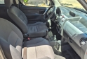 Utilitarios - Peugeot Partner 1ra mano permuto 2014 Nafta 140000Km - En Venta