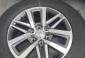 Accesorios para Autos - Juego de Llantas 18 Toyota Hilux Srx MUY BUENAS. $2.200.000 las 4. NO BAJO PRECIO - En Venta