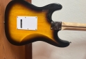 Instrumentos Musicales - Squier Bullet Stratocaster +Amplificador Laney LX10 - En Venta