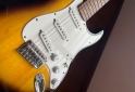 Instrumentos Musicales - Squier Bullet Stratocaster +Amplificador Laney LX10 - En Venta